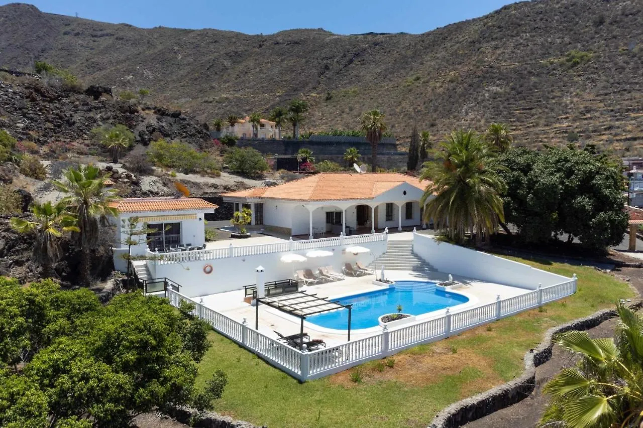 Villa Las Flores Acantilado de los Gigantes